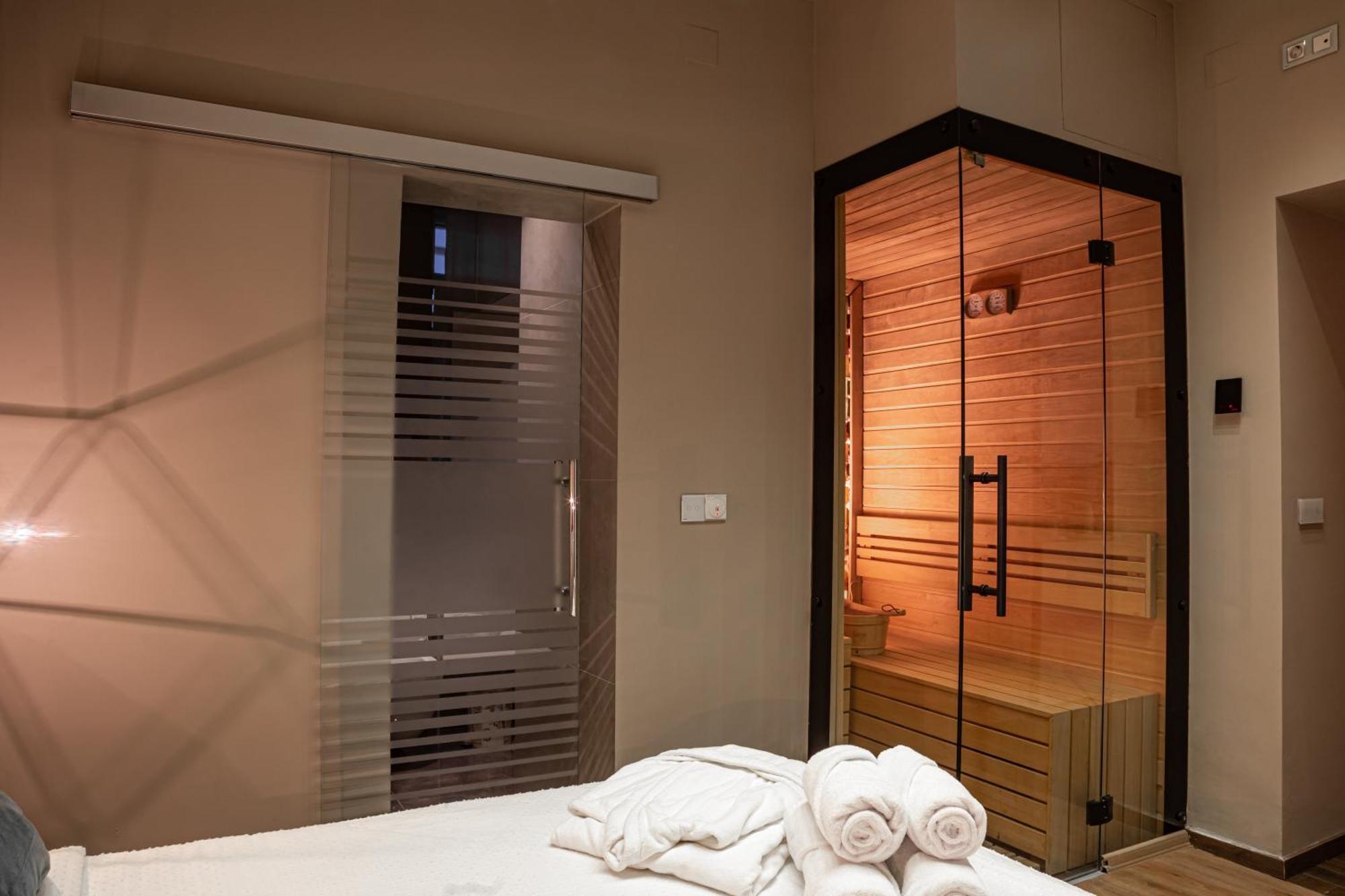 Venus Apartment With Jacuzzi And Sauna - City Center Belgrado Exterior foto