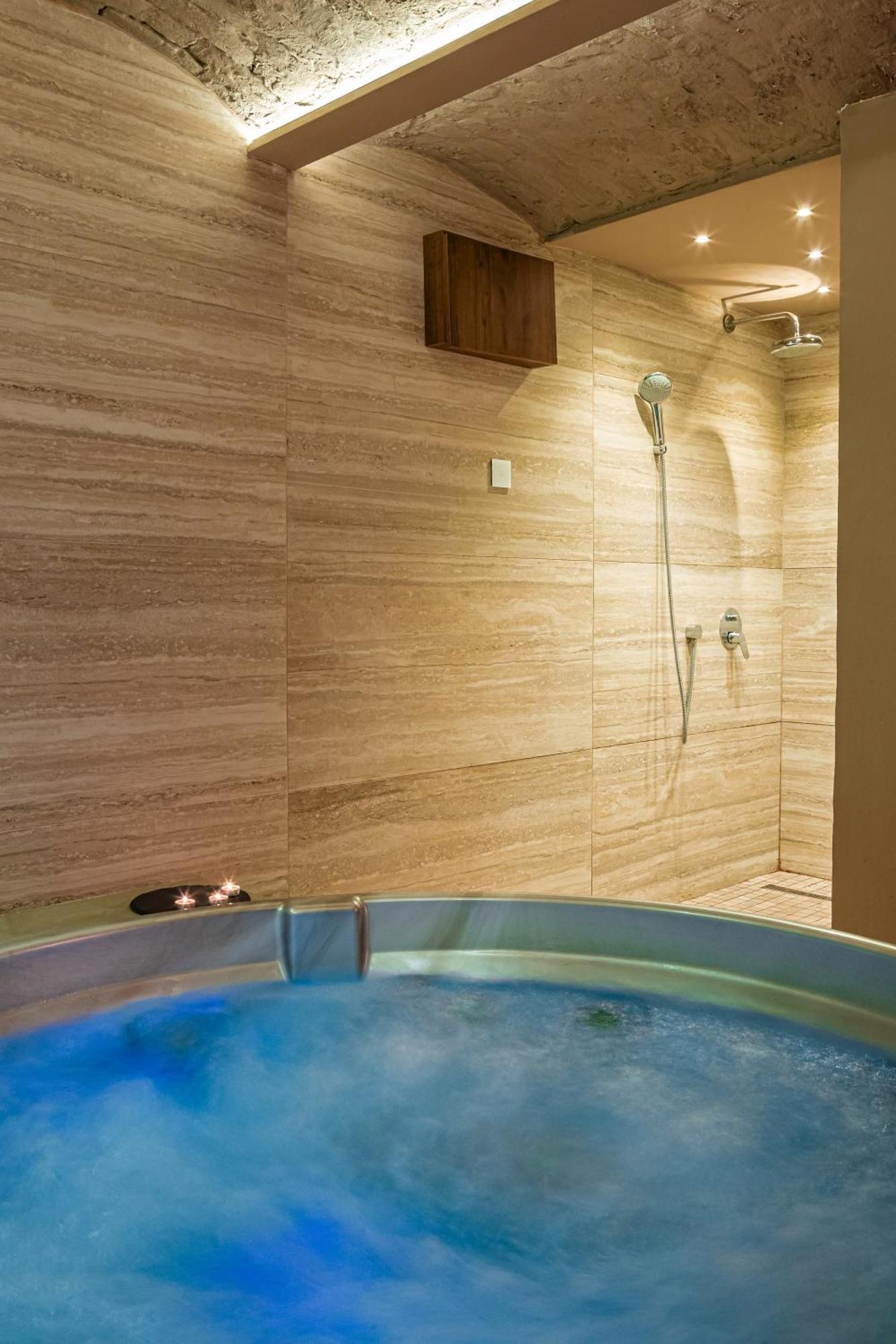 Venus Apartment With Jacuzzi And Sauna - City Center Belgrado Exterior foto